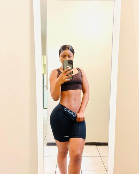 Sharon Gambu onlyfans star