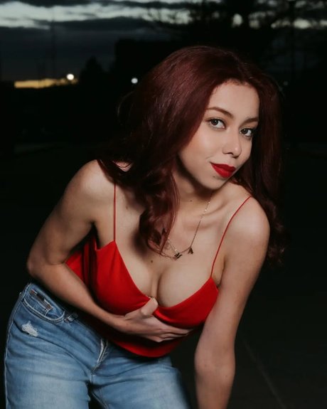 redhead trans onlyfans porno selfie