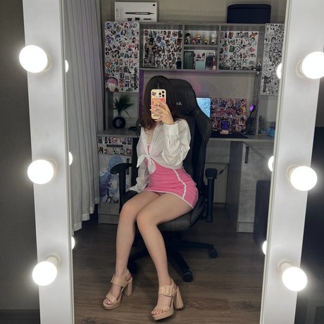 Valeria sister nude onlyfans pics