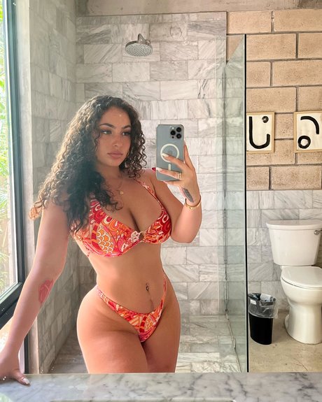 Ash Kash desnuda onlyfans