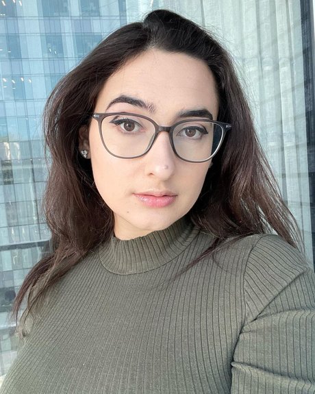 Queen Julia leak onlyfans nude