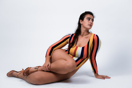 Model Seraphina  view