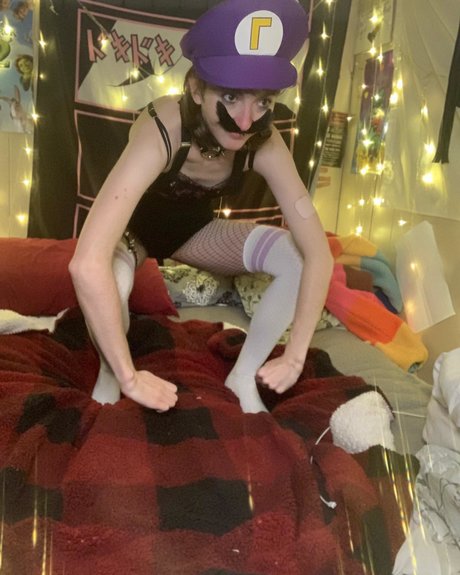 Emmanooodle_ onlyfans for free