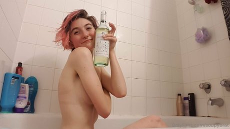 Emmanooodle_ onlyfans nude photos