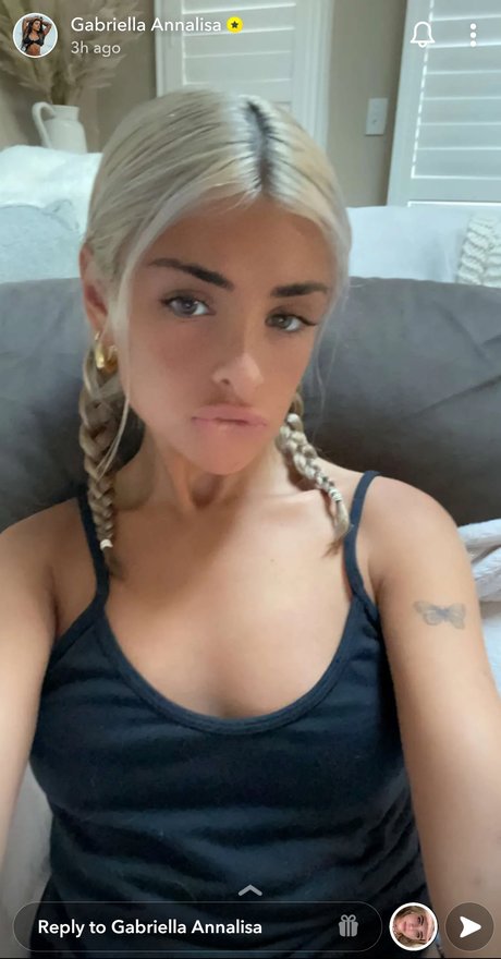 Gabriella Annalisa onlyfans pics nude