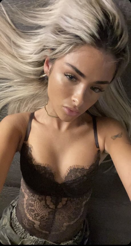 Gabriella Annalisa only fans photos