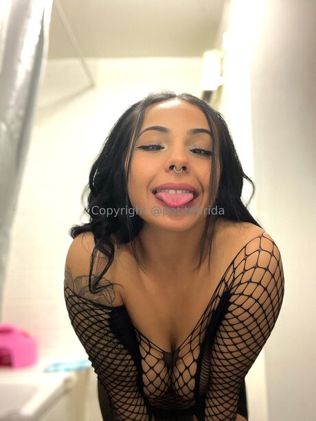 Freepetitebrida nude on onlyfans