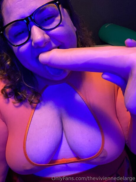 Theviviennedelarge onlyfans desnuda