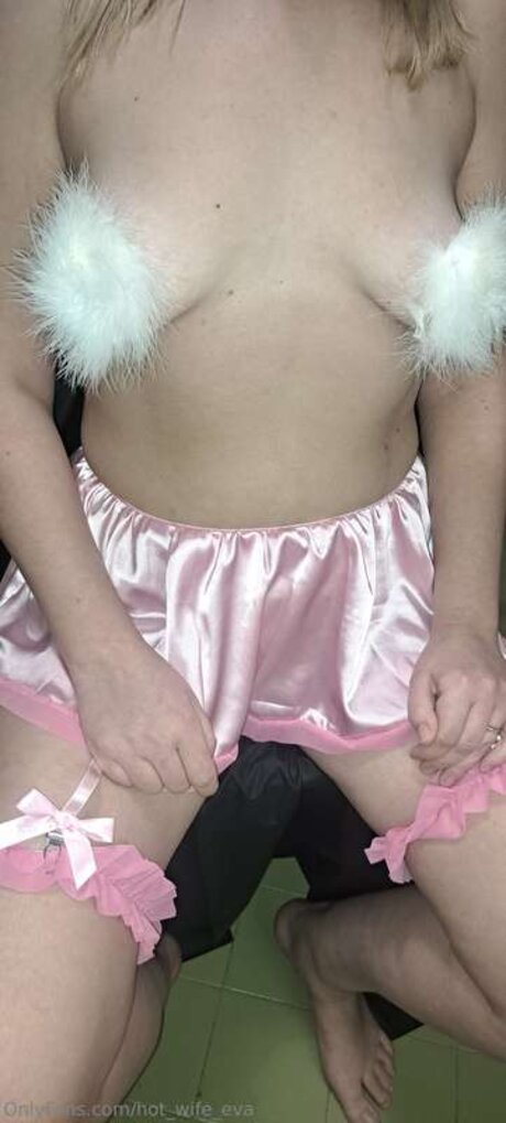 Hot Wife Eva free onlyfans