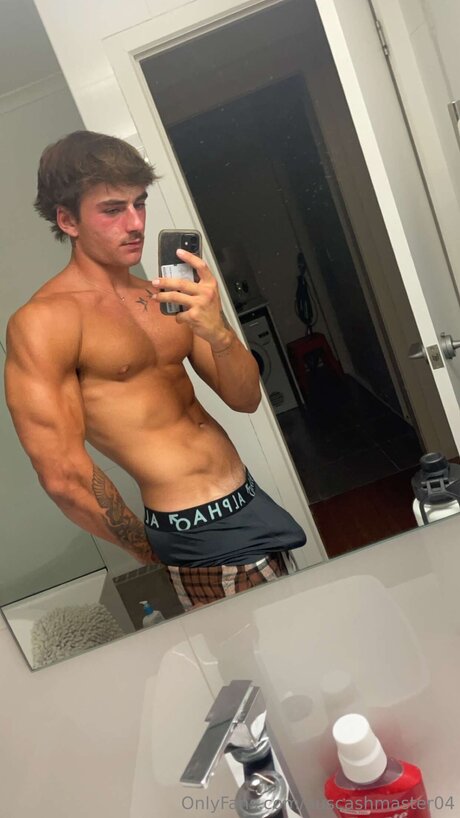 Auscashmaster04  visuals