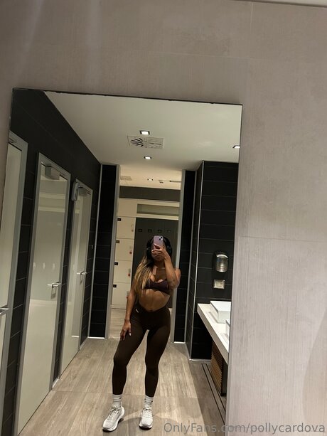 Pollycardova hot onlyfans