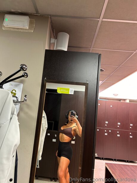 Pollycardova onlyfans free