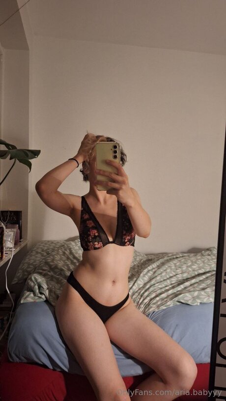 Aria Babyyy onlyfans nude photos