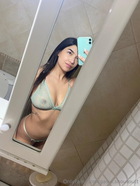 Gasia Shoutoutt onlyfans leaked photos