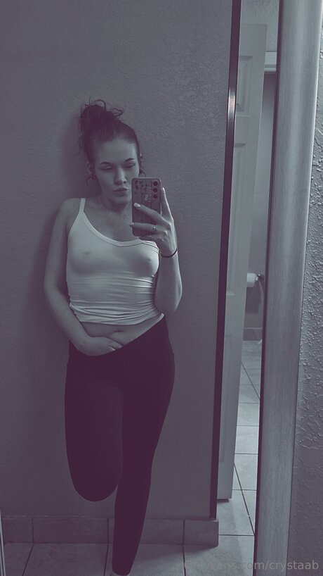 Crystaab desnuda onlyfans