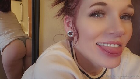 Crystaab only fans pic