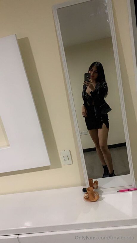 Tinylorena xxx onlyfans