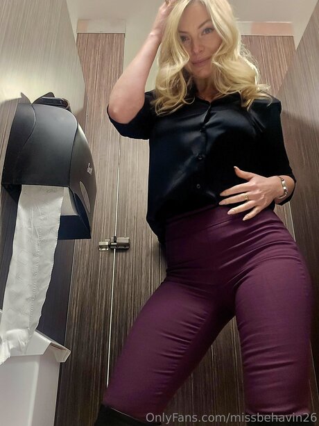 Missbehavin26 onlyfans page