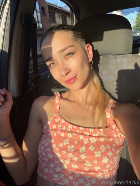 Janeclarkk onlyfans leaks.