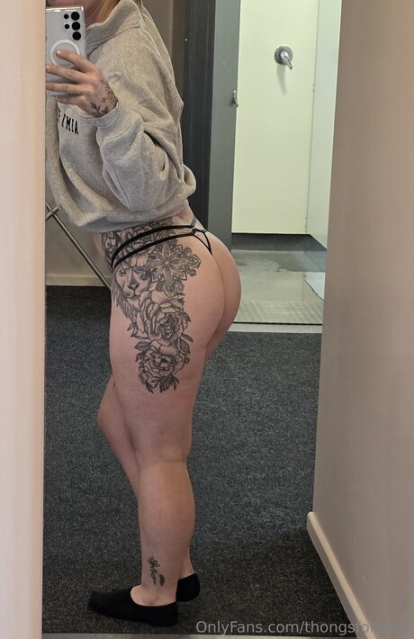 Thongsfordays nudes onlyfans leaks