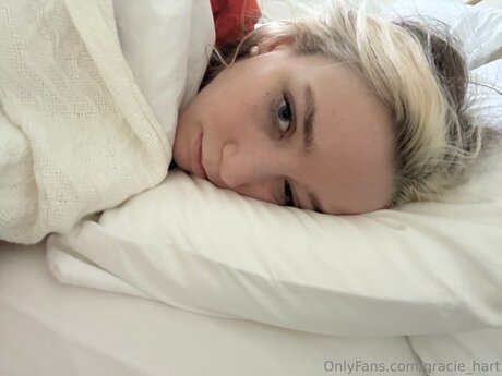 Gracie Hart nude only fans leaks