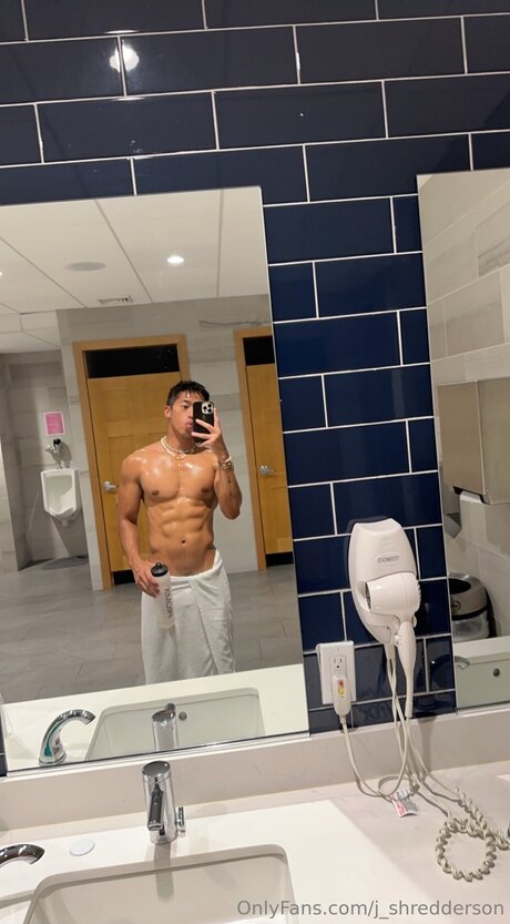 J Shredderson nudes onlyfans leaks