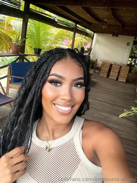 Emanuela Ebony onlyfans creator