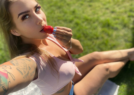 girl next door onlyfans art porn galleries