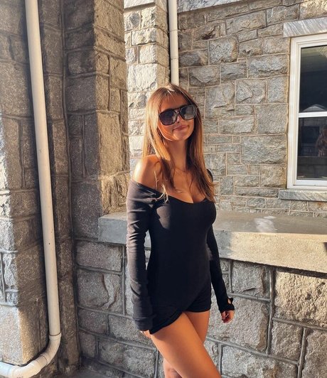 Emerson Llewallyn onlyfans naked leaks