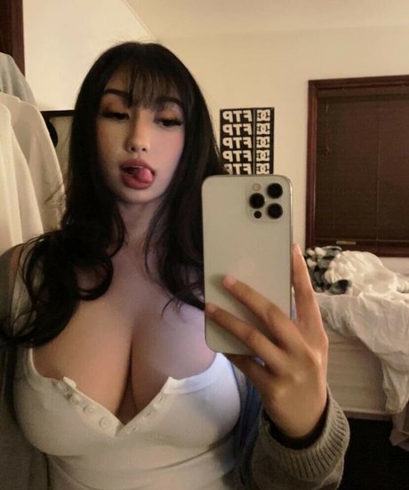 Suilios nude only fans