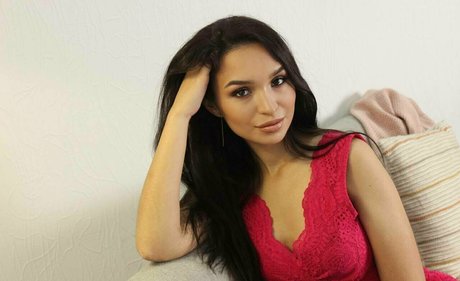 golden zlata onlyfans sextape