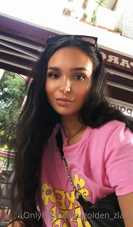 golden zlata onlyfans strip