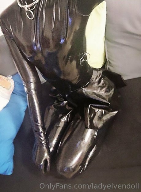 milf strip onlyfans hot sex pics