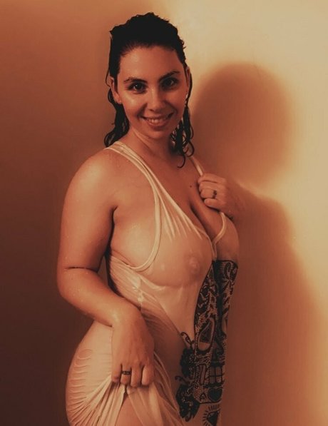 mom next door onlyfans leakes