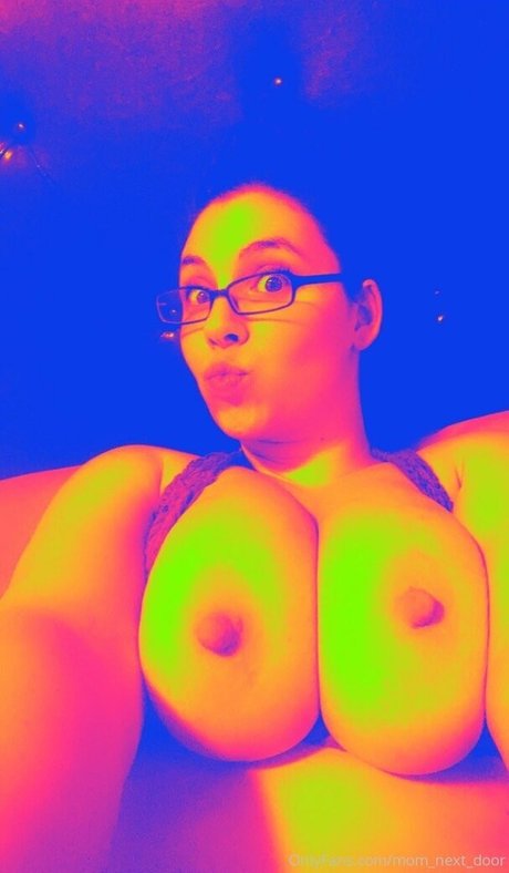 mom next door onlyfans leak free