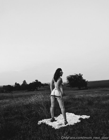 mom next door Profile image