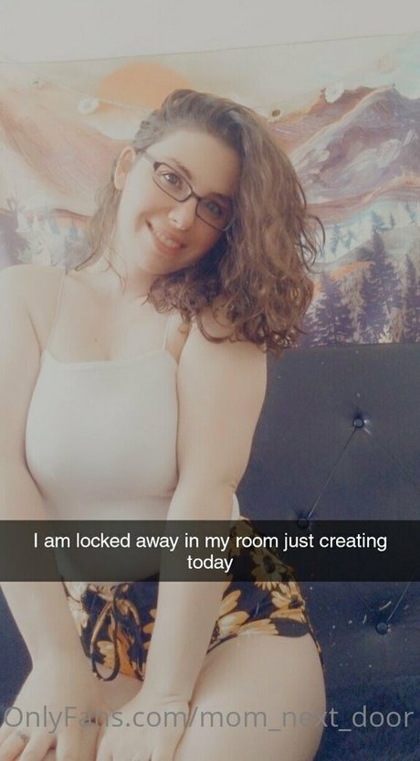 mom next door onlyfans leaj