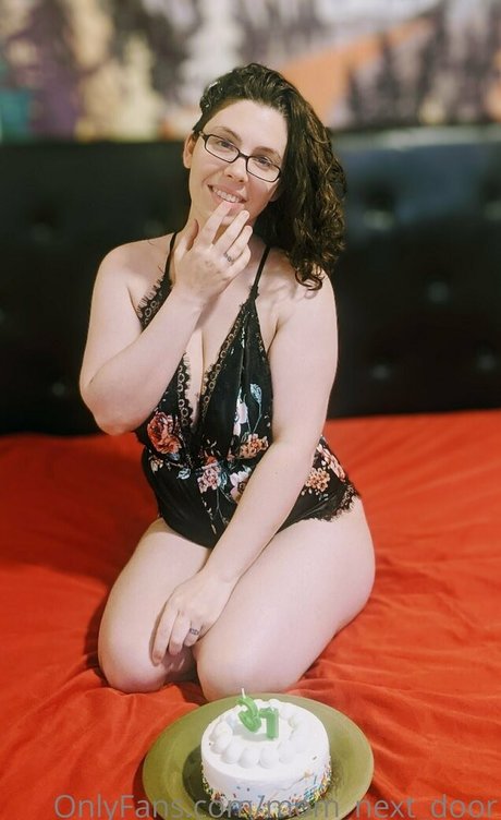 mom next door onlyfans photos