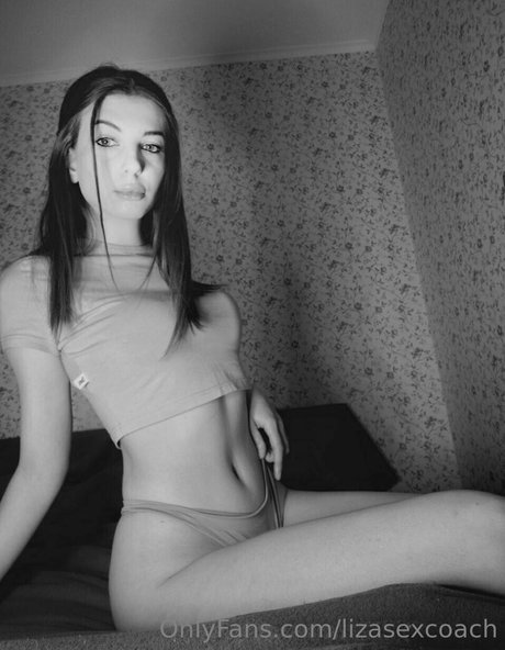 chubby blonde onlyfans hot porn selfie