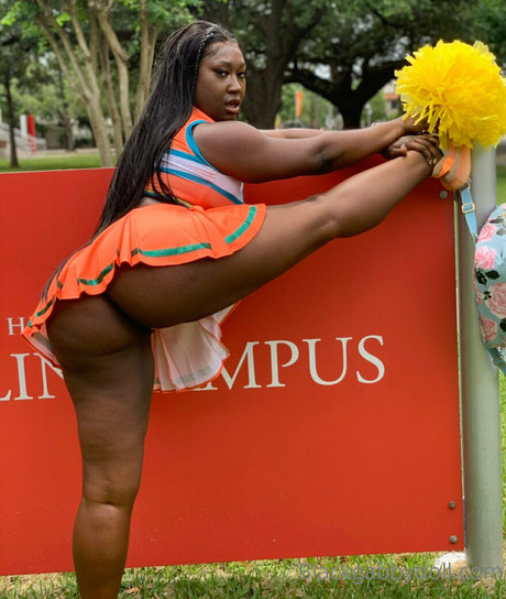 gabbyfox free only fans pic