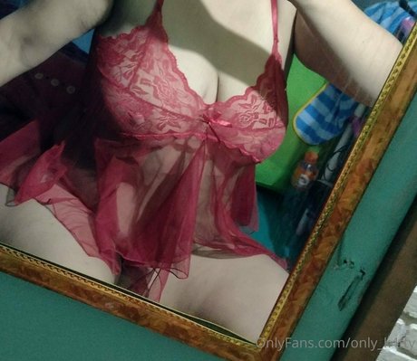 katty t onlyfans model images