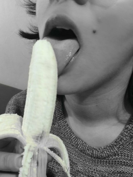 katty t strip onlyfans