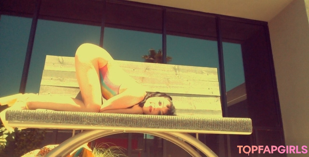 stellaaeternum onlyfans leaked tits