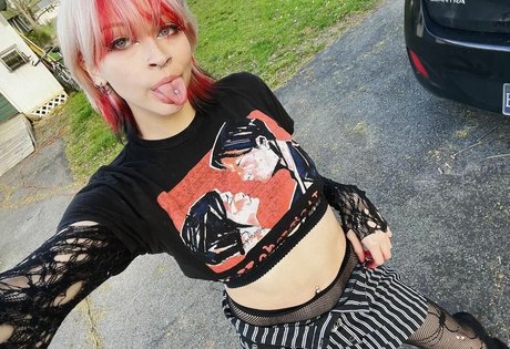 manicpixieagony onlyfans for free