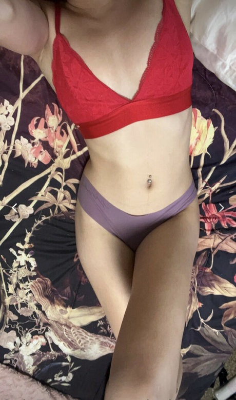 manicpixieagony sexy onlyfans