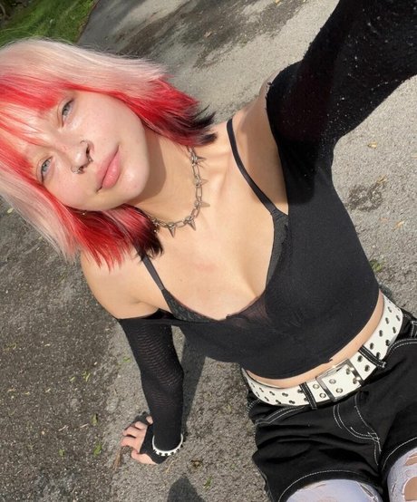 manicpixieagony only fans review