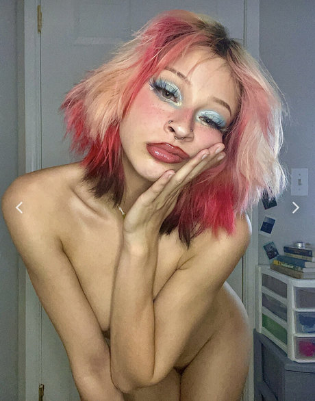 manicpixieagony onlyfans