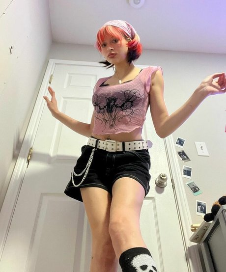 manicpixieagony nude porn onlyfans