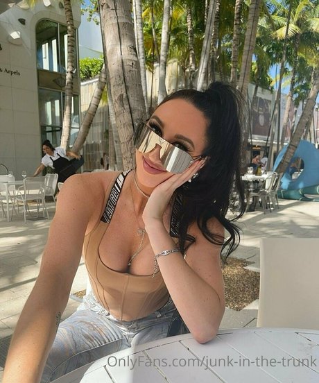 elleventures onlyfans leaked