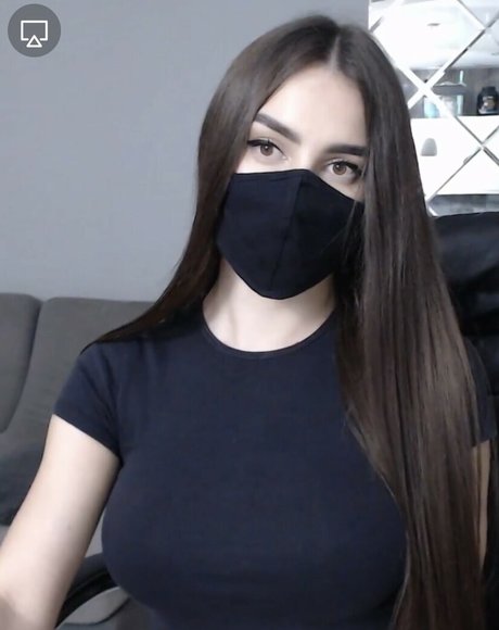 mona saxxx only fans photos